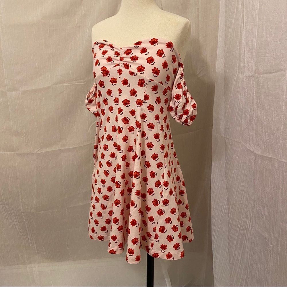 🌼NWT Floral Dress🌼
